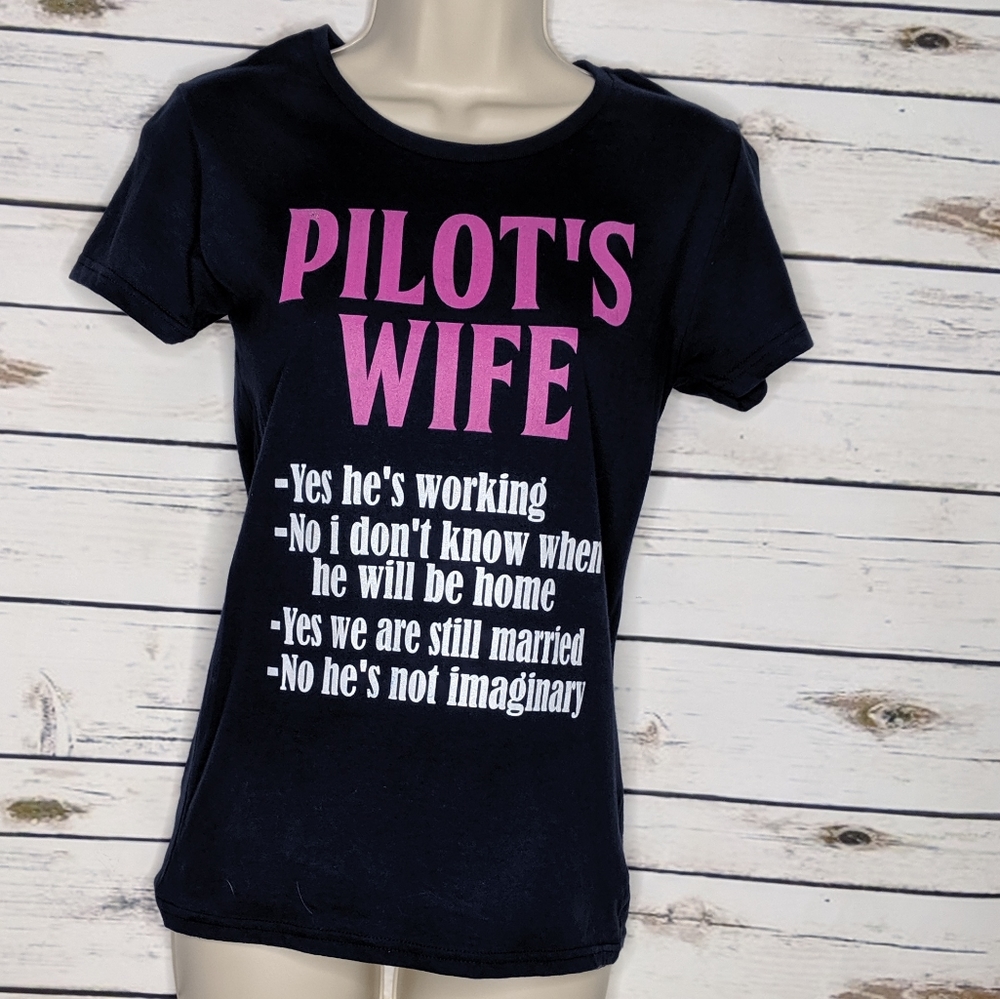 Anvil Pilots Wife shirt NWOT Blue Pink White Small